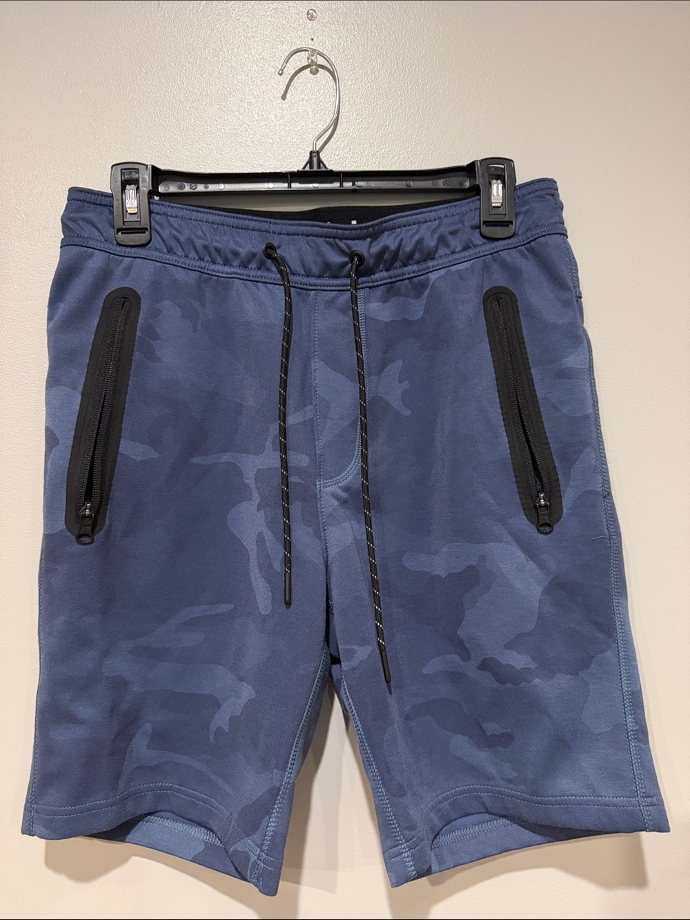 American Eagle Outfitters Blue Camo Athletic Shorts